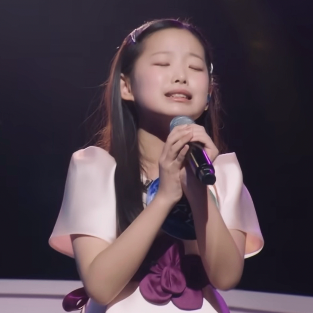 Behind-the-scenes cut of Lee Sooyeon