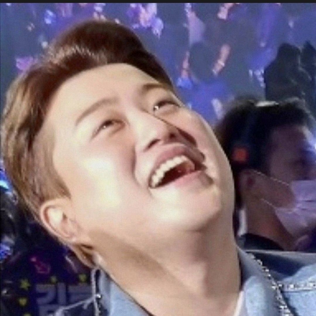 Momen yang diabadikan oleh penggemar Kim Hojoong