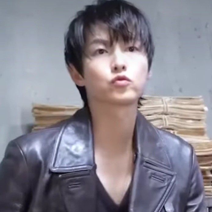 ソン・ジュンギの最近の活動ショット