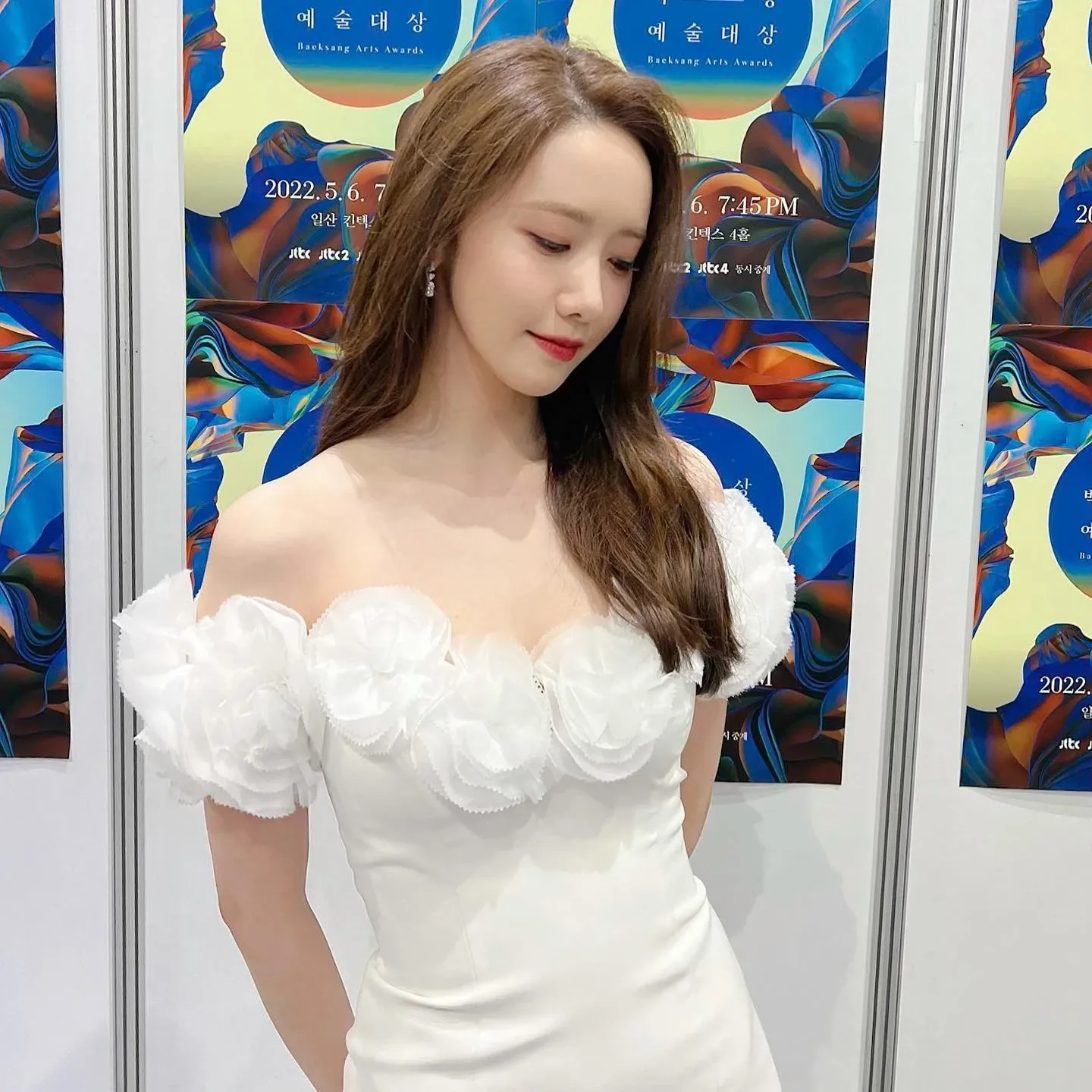 Behind-the-scenes cut of Yoona