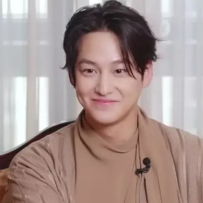 Momen yang diabadikan oleh penggemar Kim Bum