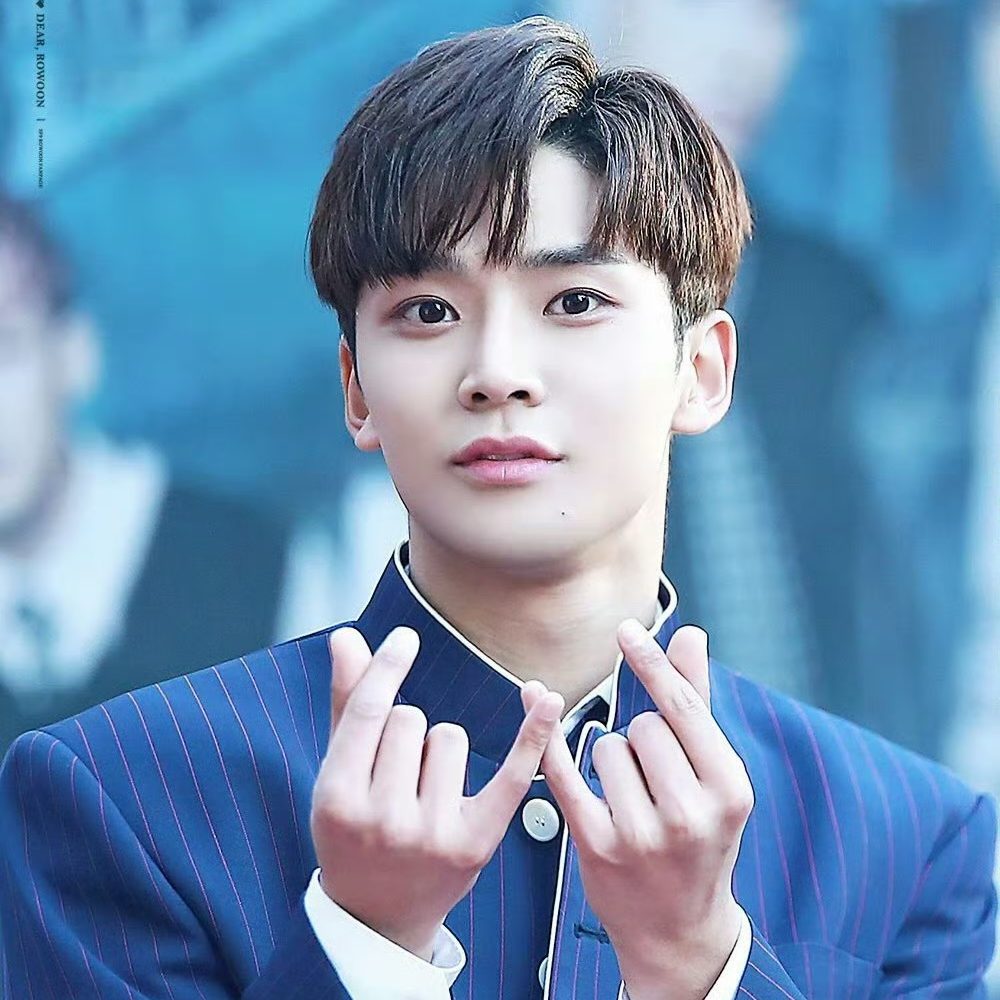Foto terbaru dari Rowoon