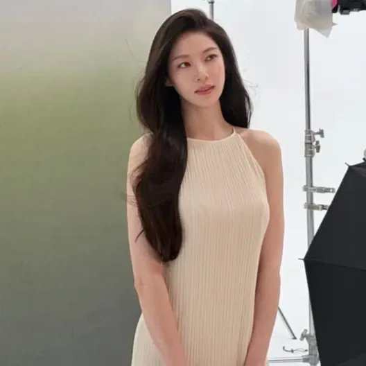 Latest photo of Gong Seungyeon