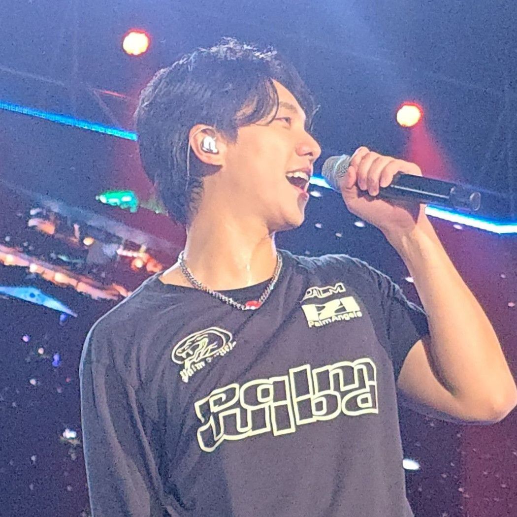 Latest photo of Lee Seunggi