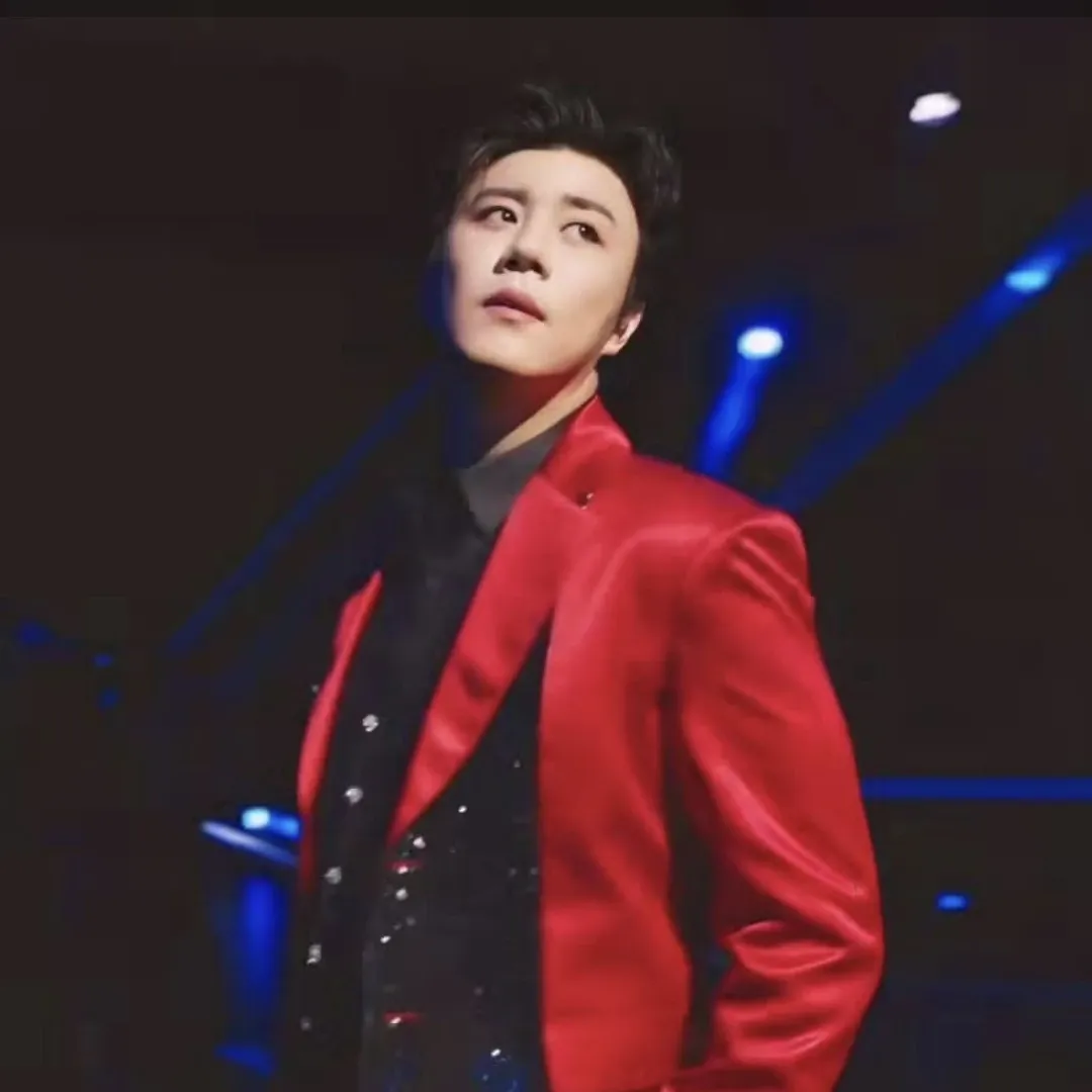 Behind-the-scenes cut of Jin Haesung