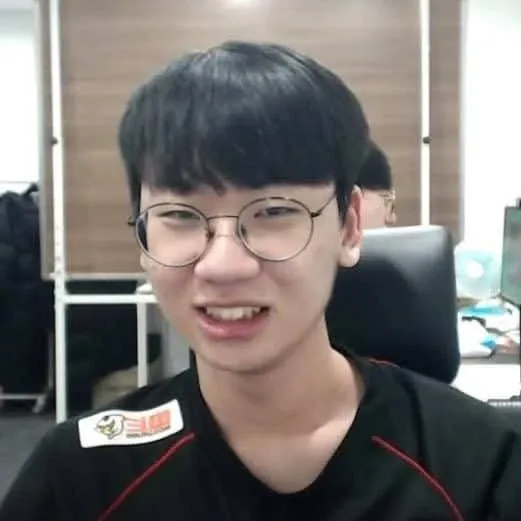 粉丝拍下的Doran瞬间