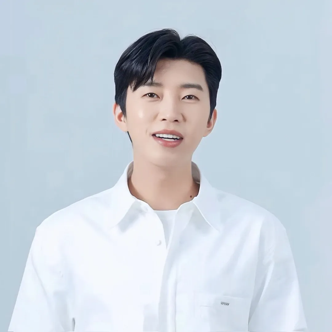 임영웅 최근 활동샷