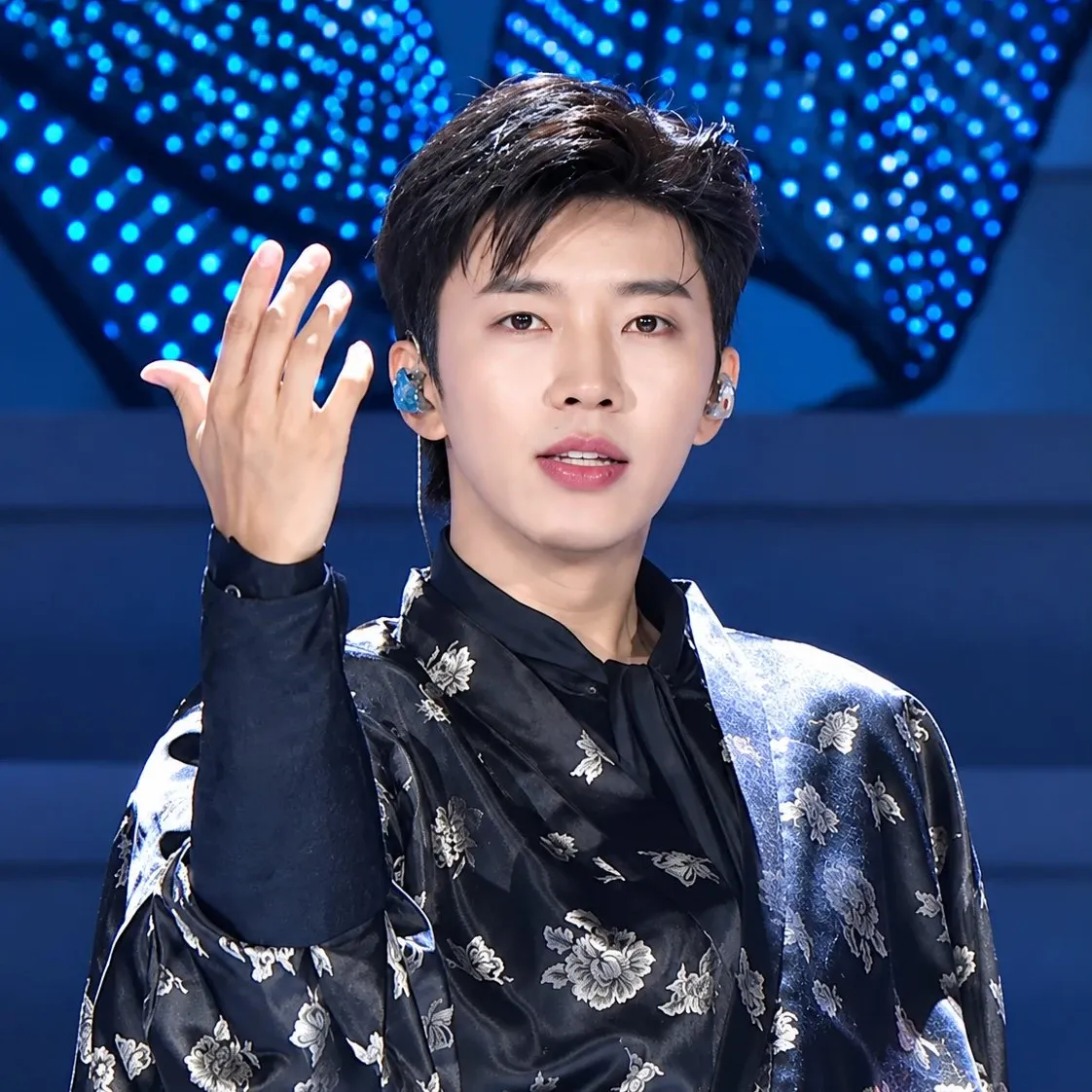 Momen yang diabadikan oleh penggemar Lim Youngwoong