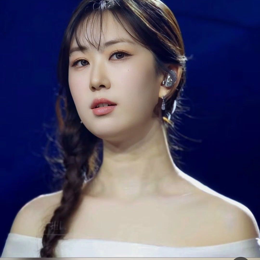 Cuplikan di balik layar dari Jeon Yujin