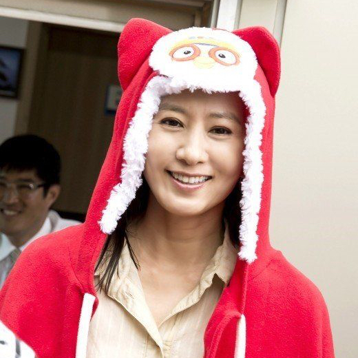A moment captured by a fan of Kim Heeae