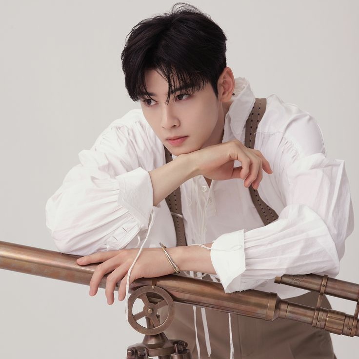 Foto terbaru dari Cha Eunwoo