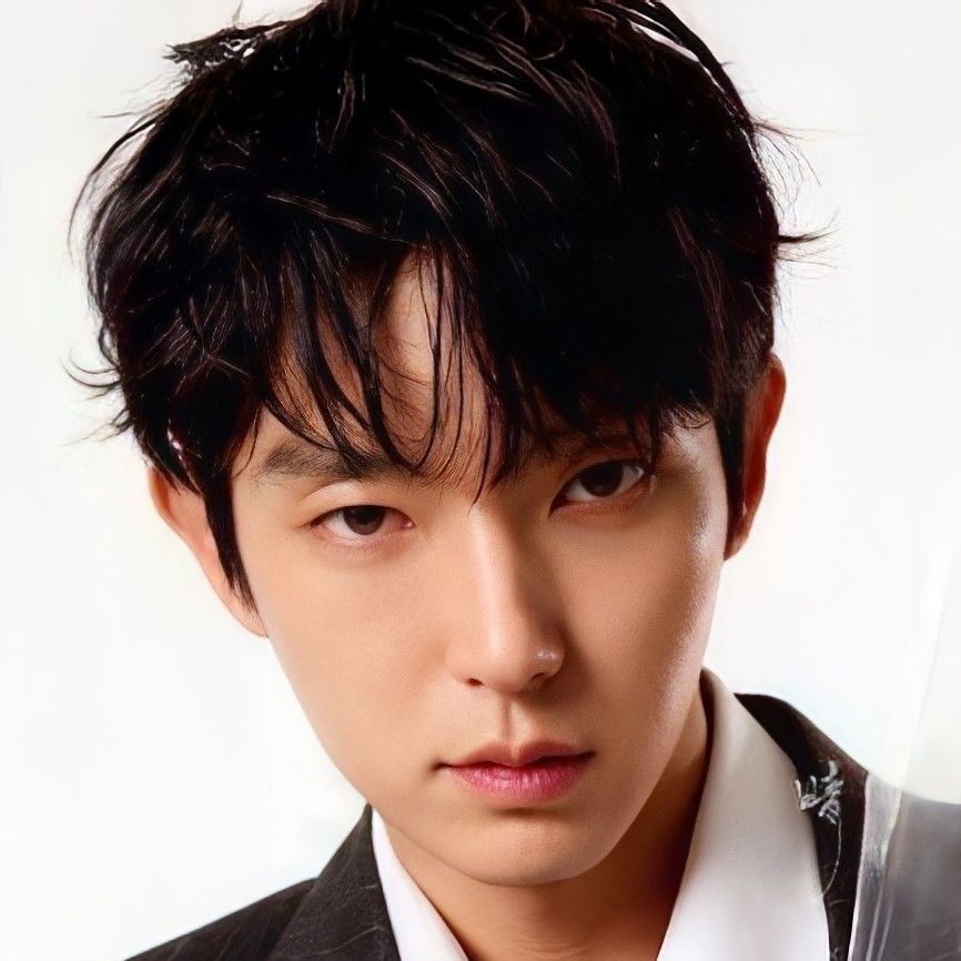 Recent activity shot of Lee Joongi