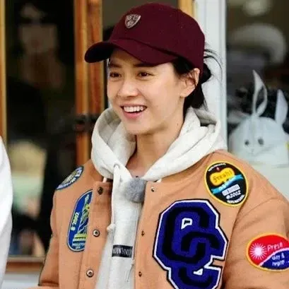 Foto kegiatan terbaru dari Song Jihyo