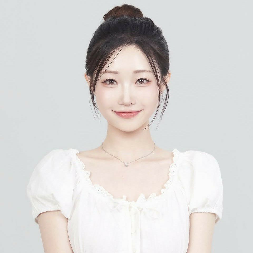 Recent activity shot of Jung Seojoo