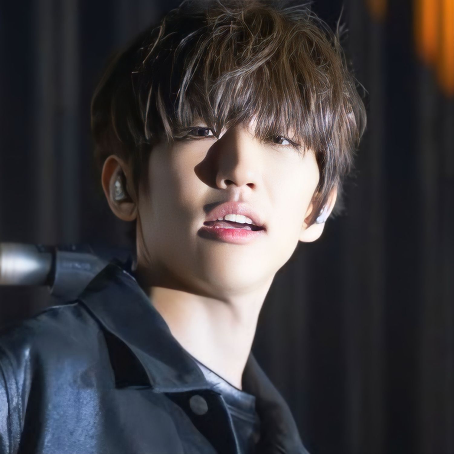 粉絲拍下的李承允瞬間