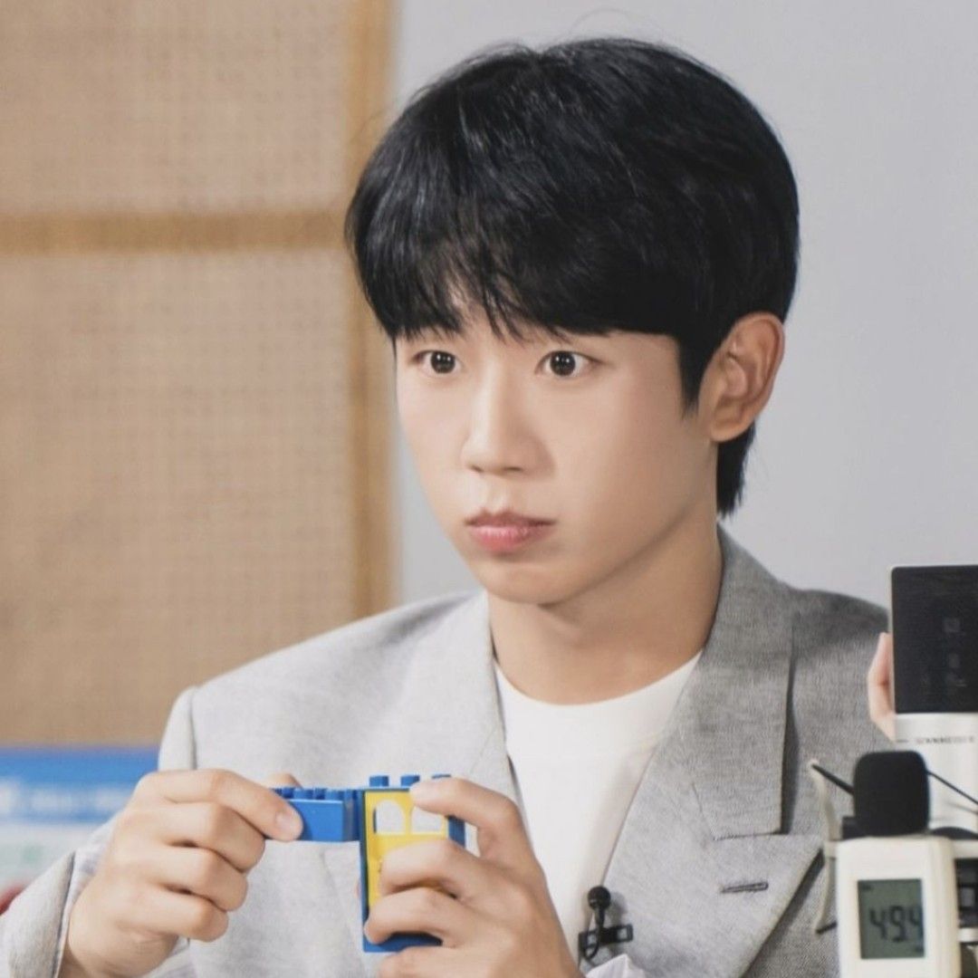 粉絲拍下的丁海寅瞬間