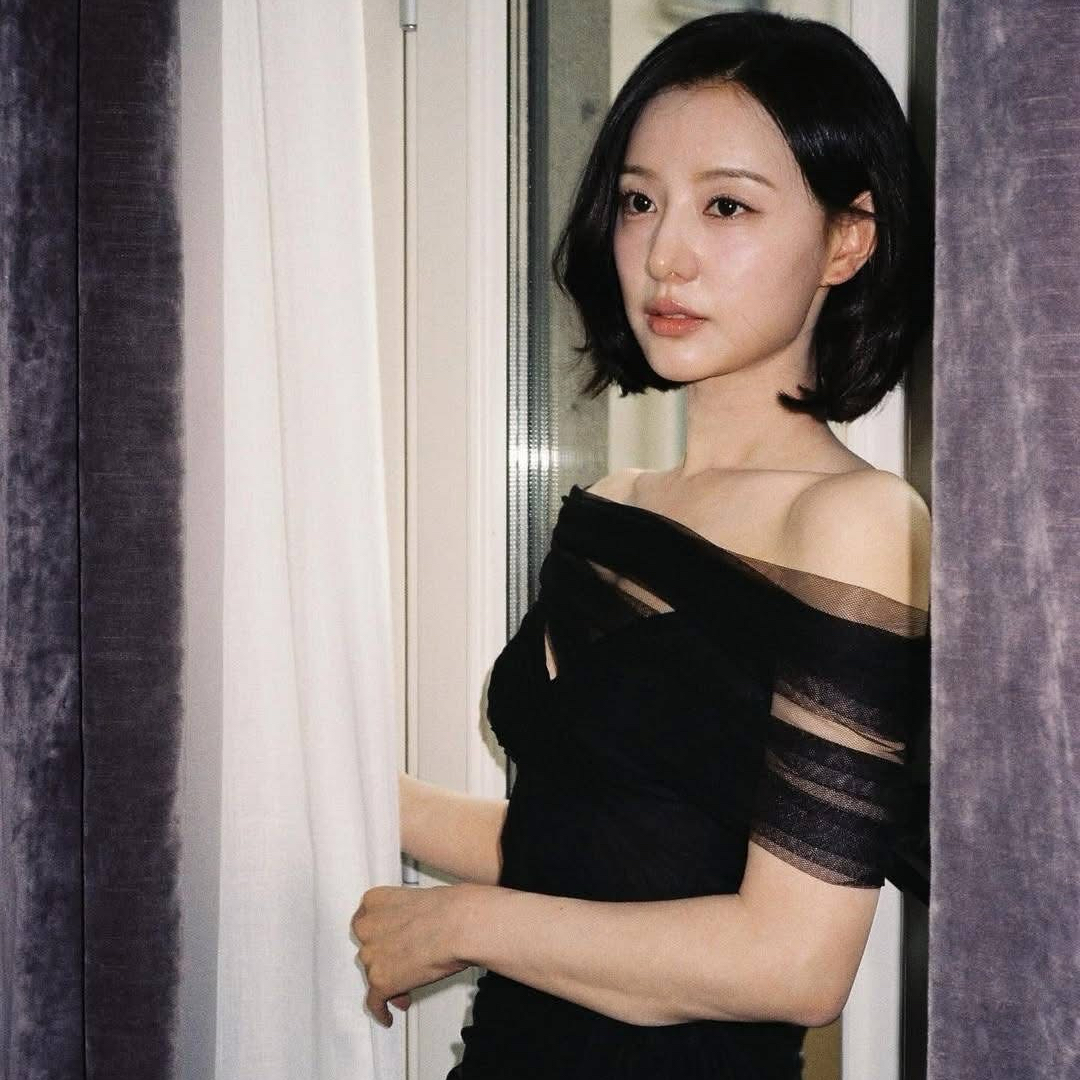 Recent activity shot of Kim Jiwon