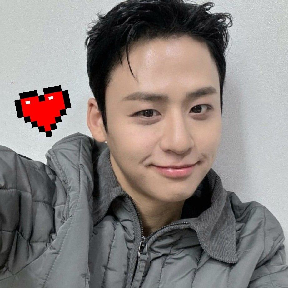 A moment captured by a fan of Lee Solomon