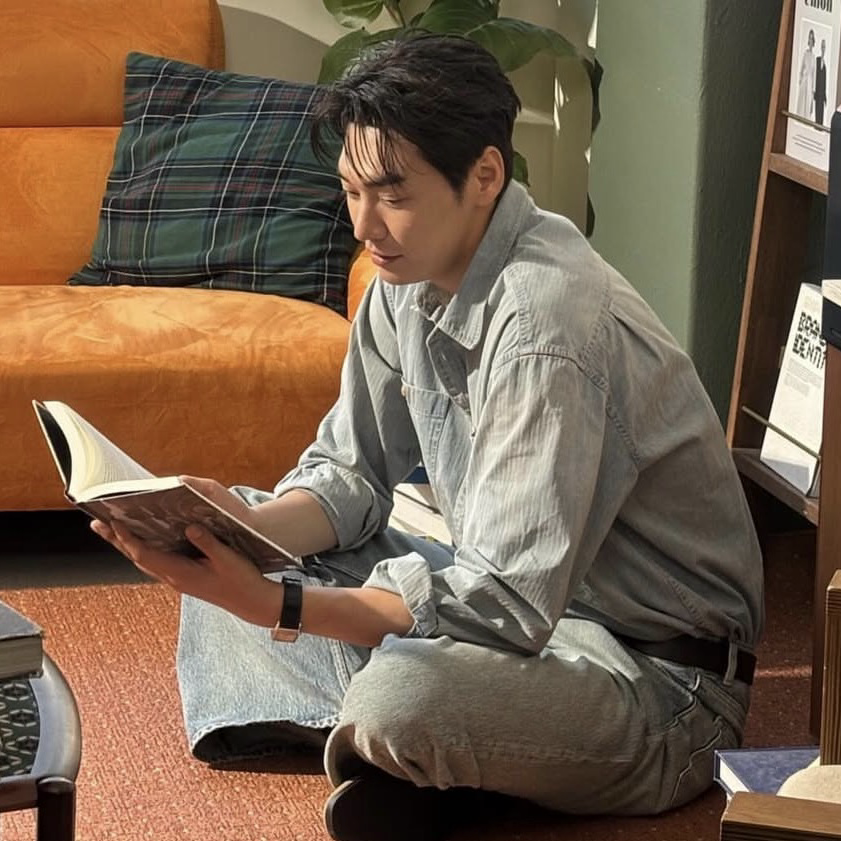 Recent activity shot of Kim Youngkwang