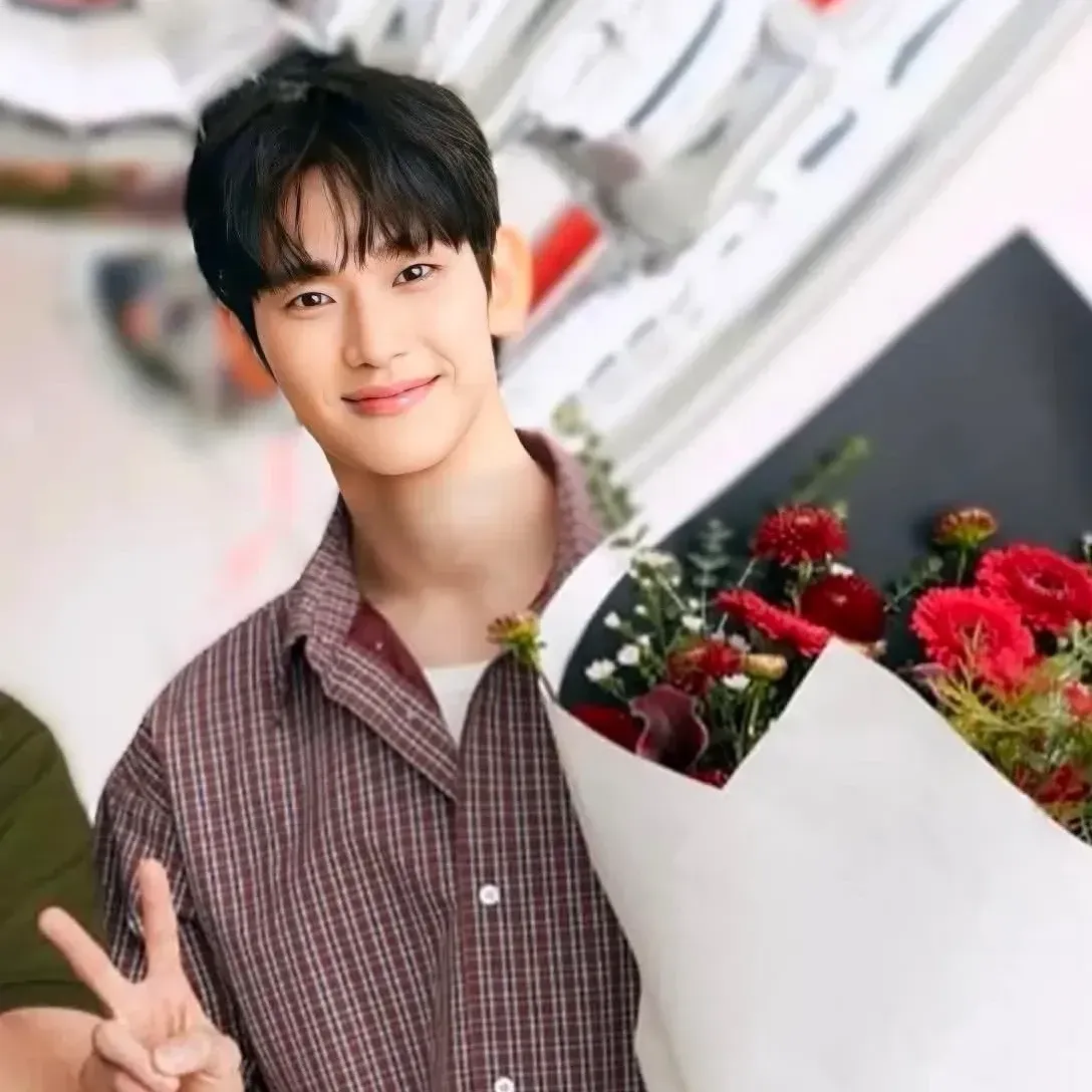 Latest photo of Kim Soohyun