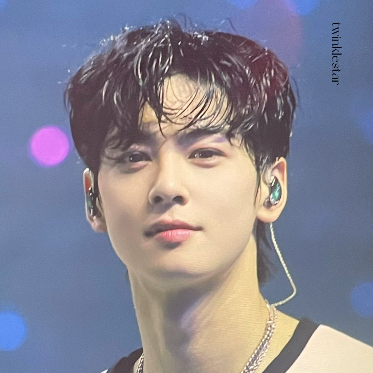 Latest photo of Cha Eunwoo