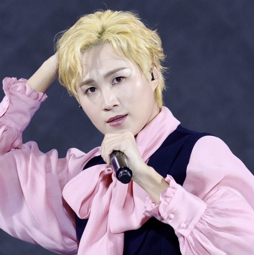 김희재의 비하인드 컷