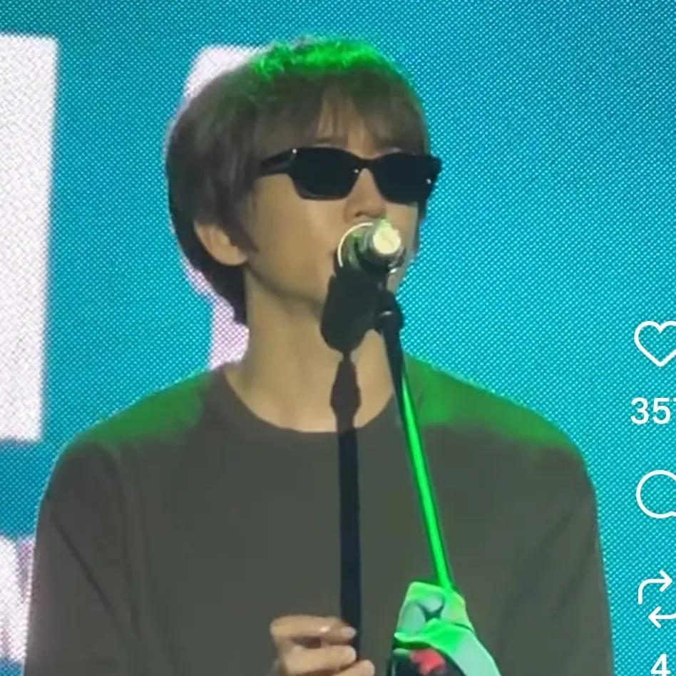 Recent activity shot of Lee Seungyoon