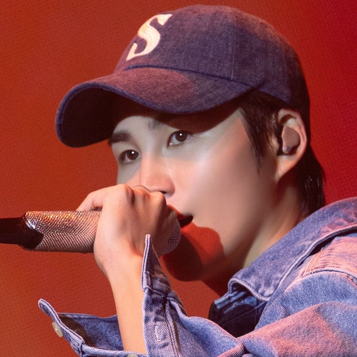 김희재의 비하인드 컷