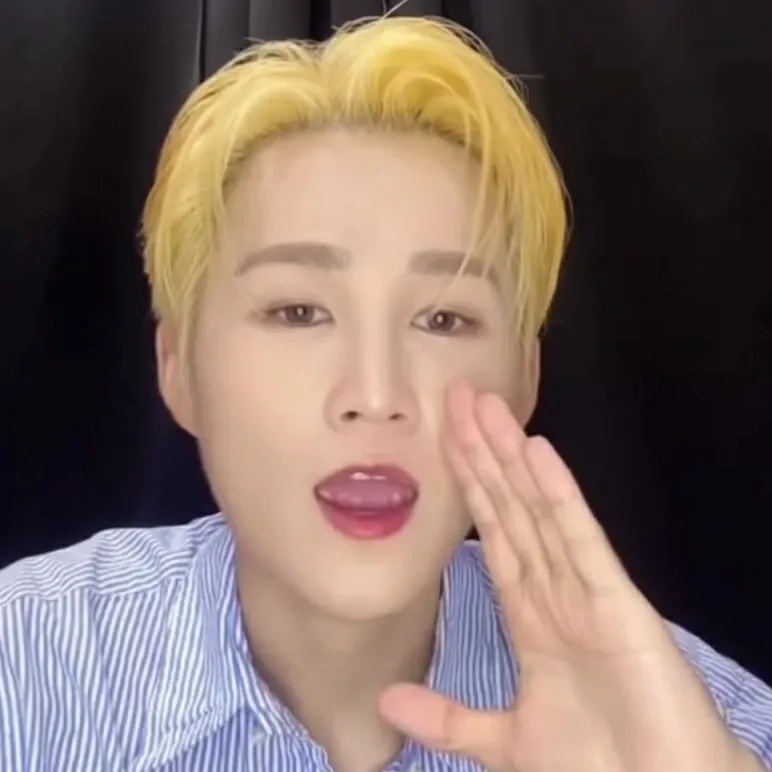 Foto kegiatan terbaru dari Kim Heejae