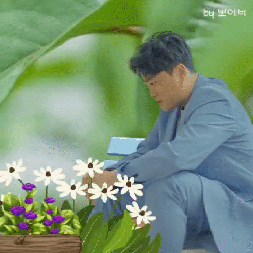 キム・ホジュンのビハインドカット