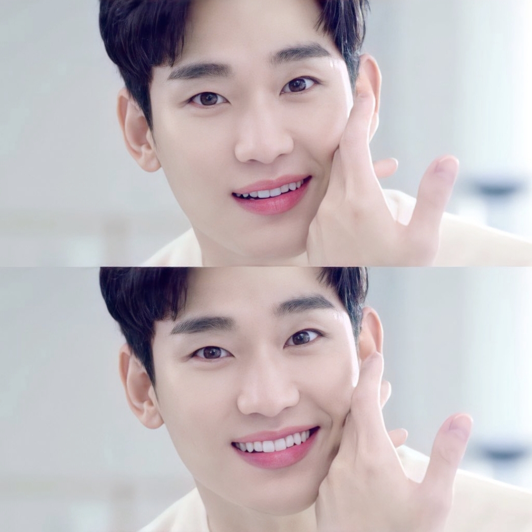 A moment captured by a fan of Kim Soohyun