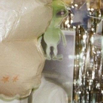 A moment captured by a fan of Park Seoham