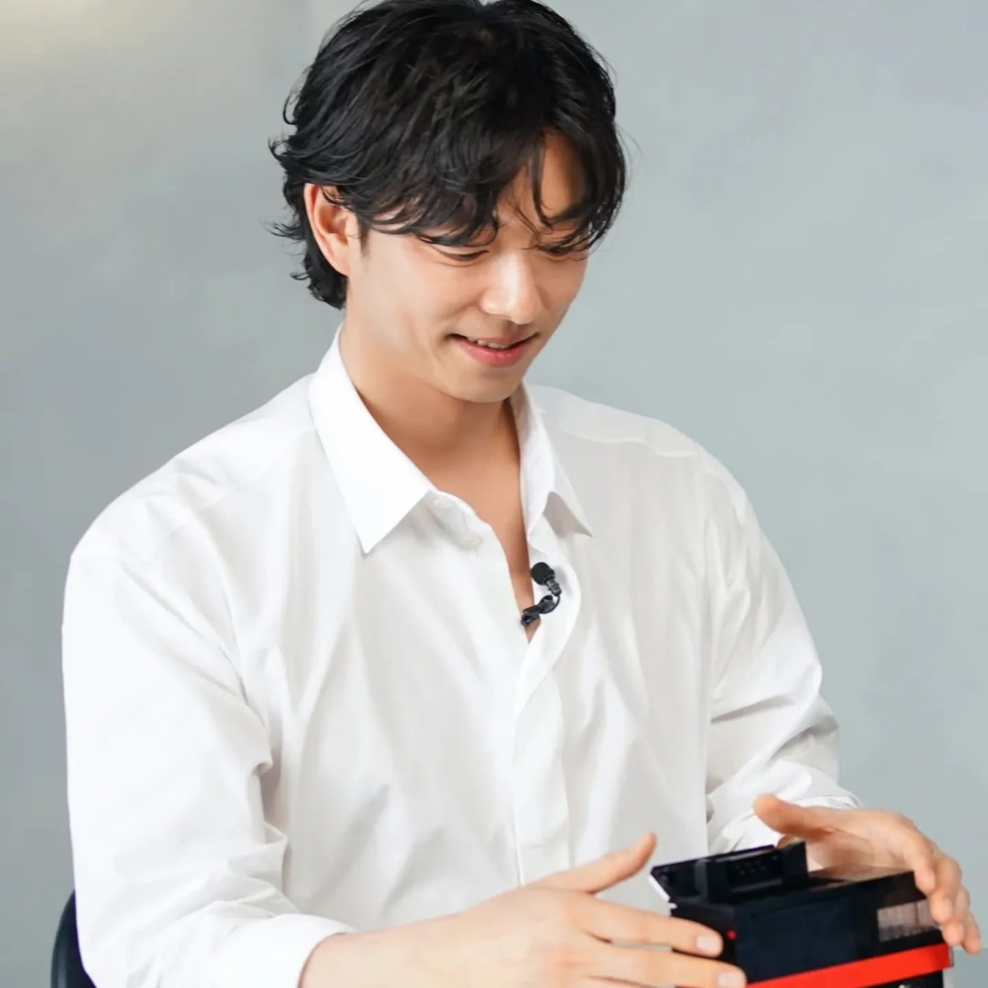 Behind-the-scenes cut of Gong Yoo
