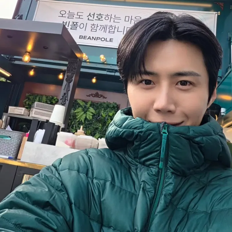 Foto kegiatan terbaru dari Kim Seonho