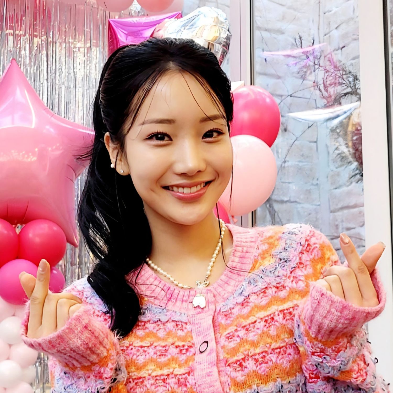 Behind-the-scenes cut of Kim Soyeon (2004)