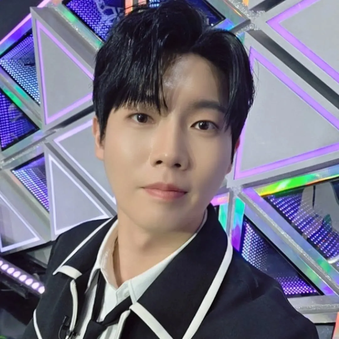 Latest photo of Son Taejin