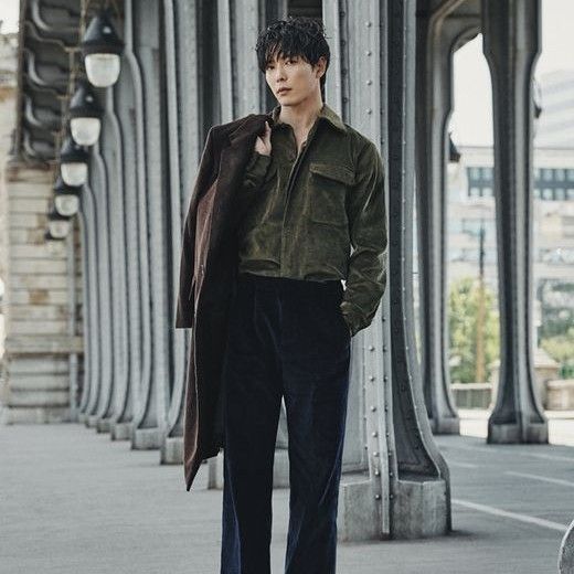 キム・ジェウクの最近の活動ショット