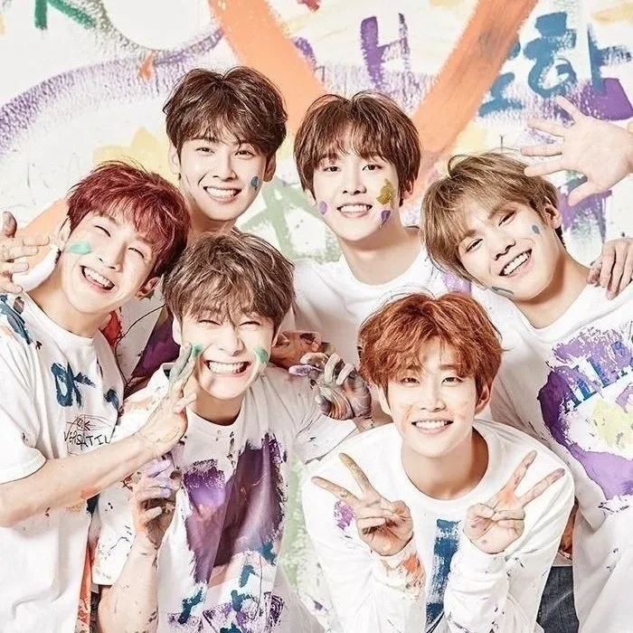 Recent activity shot of Cha Eunwoo