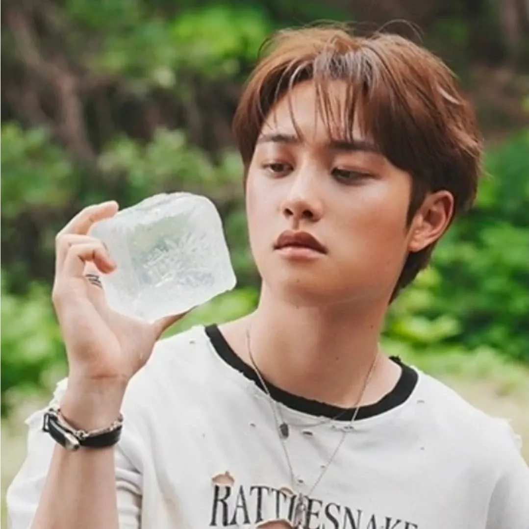 도경수 (디오) 최근 활동샷