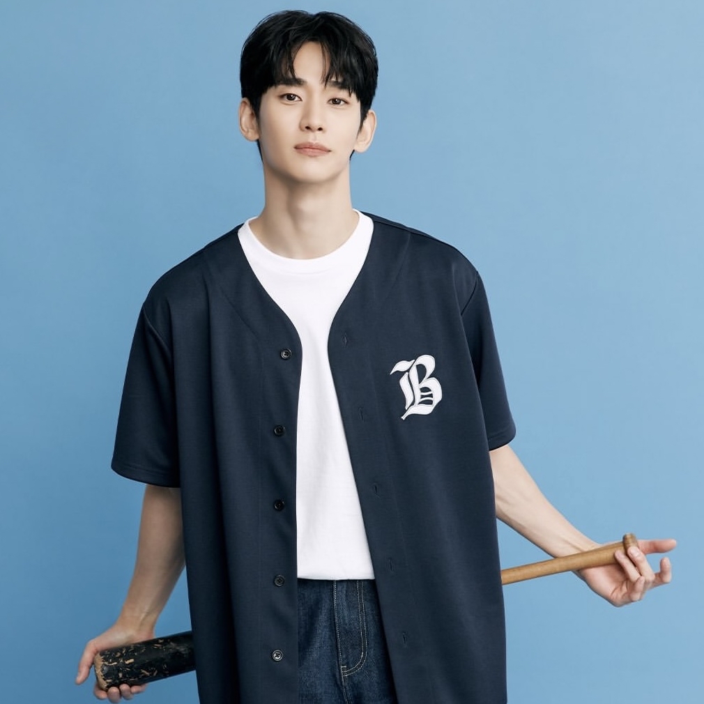 Recent activity shot of Kim Soohyun