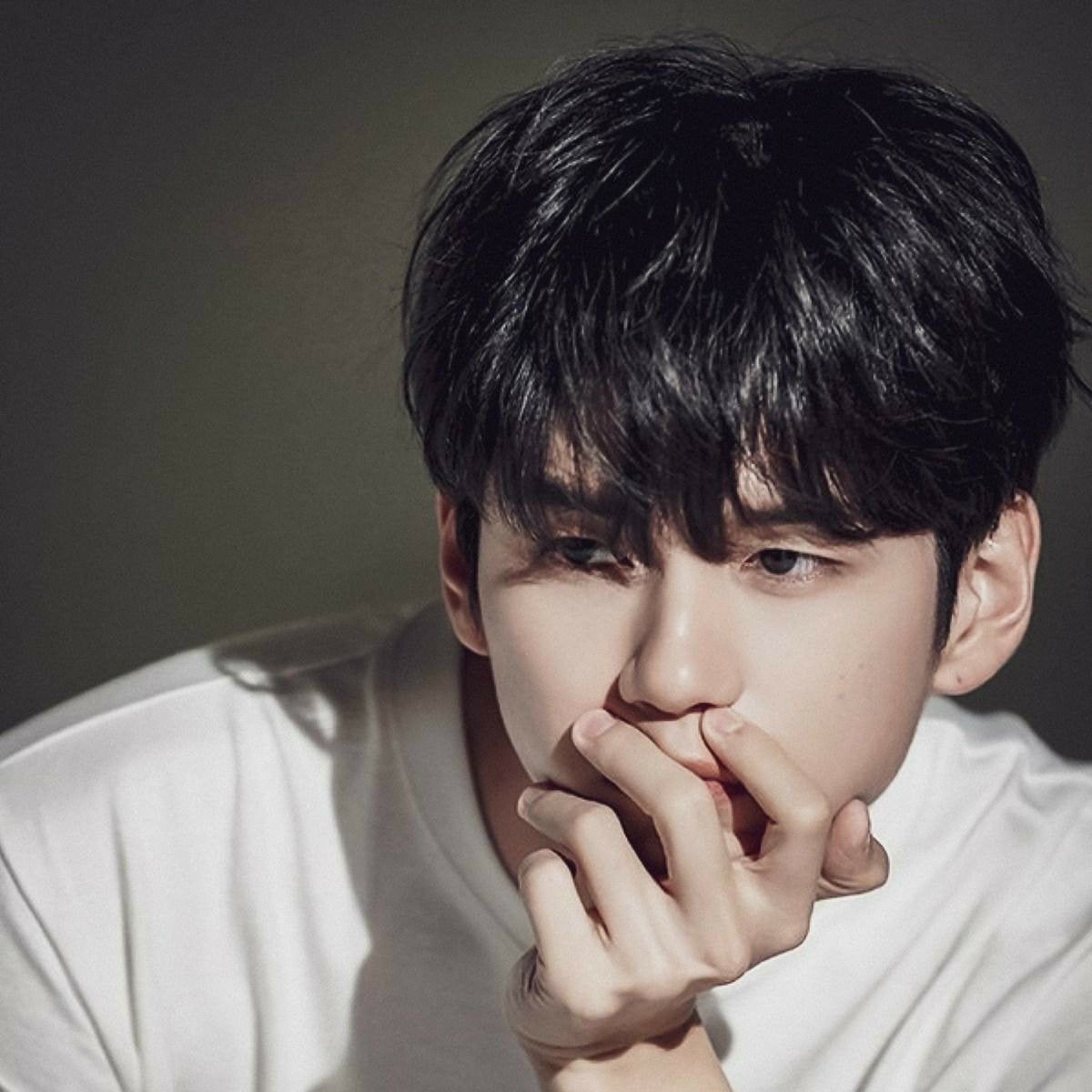 옹성우의 비하인드 컷