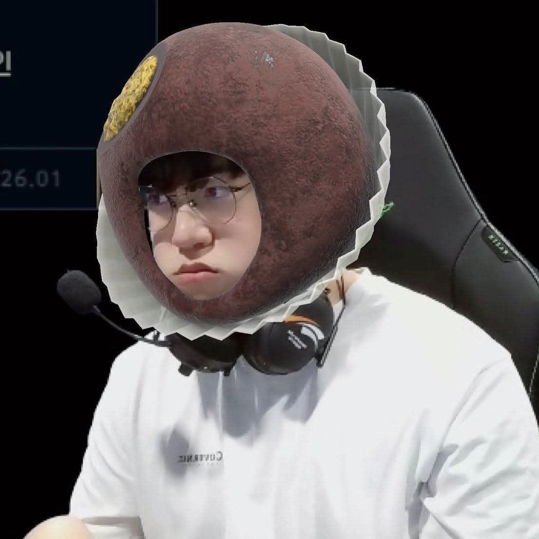 Recent activity shot of Gumayusi