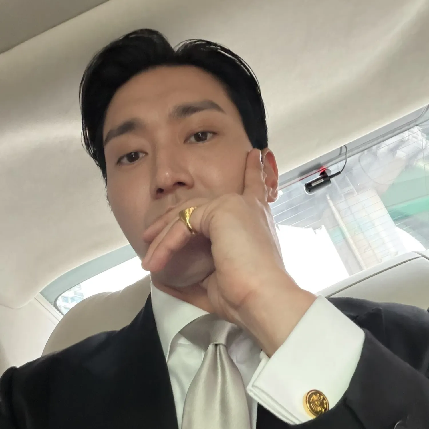 Latest photo of Choi Siwon