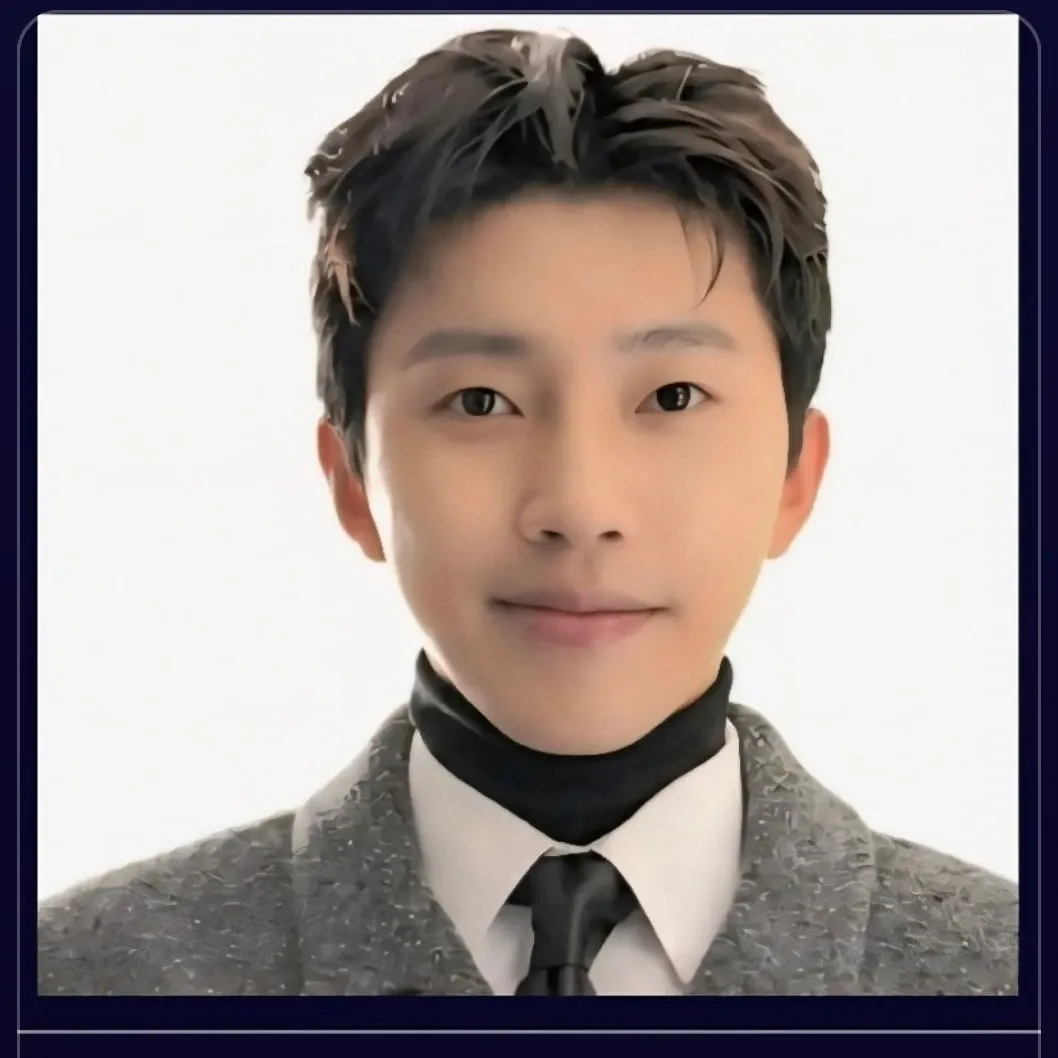 Foto terbaru dari Lim Youngwoong