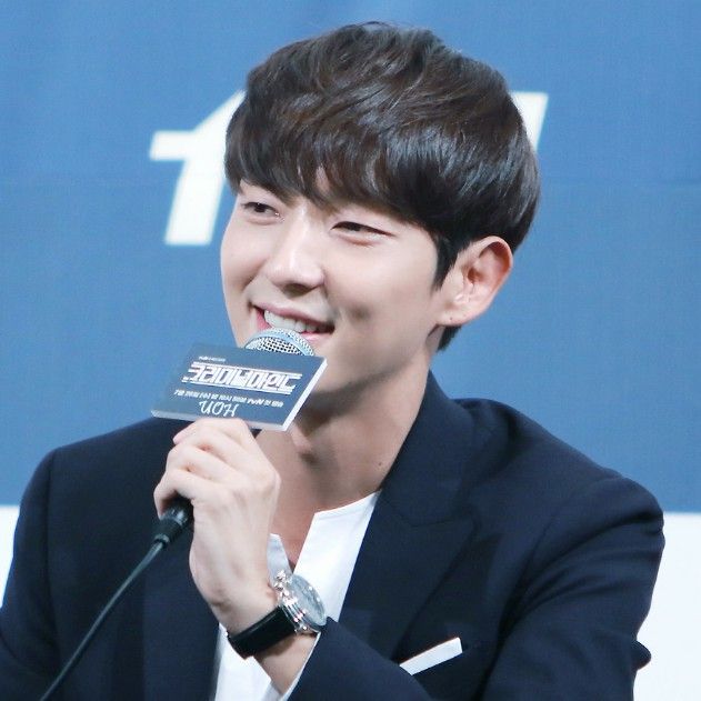 이준기의 최신 사진