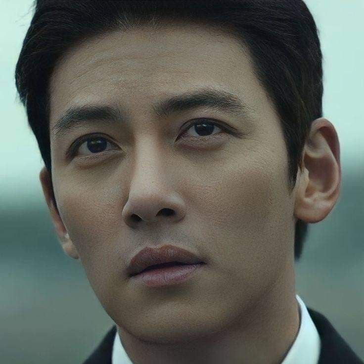 池昌旭的最新照片