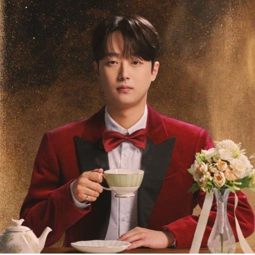 A moment captured by a fan of Lee Chanwon