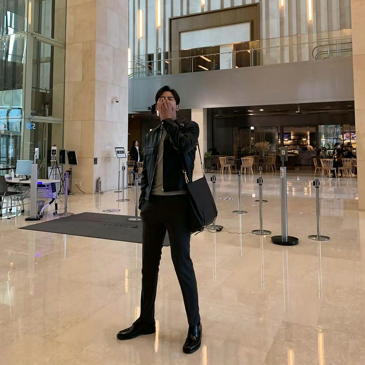 Foto kegiatan terbaru dari Rowoon