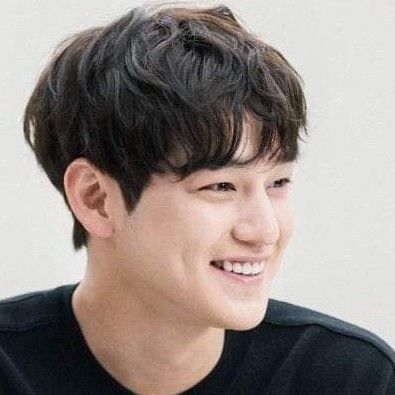 Foto kegiatan terbaru dari Kim Bum