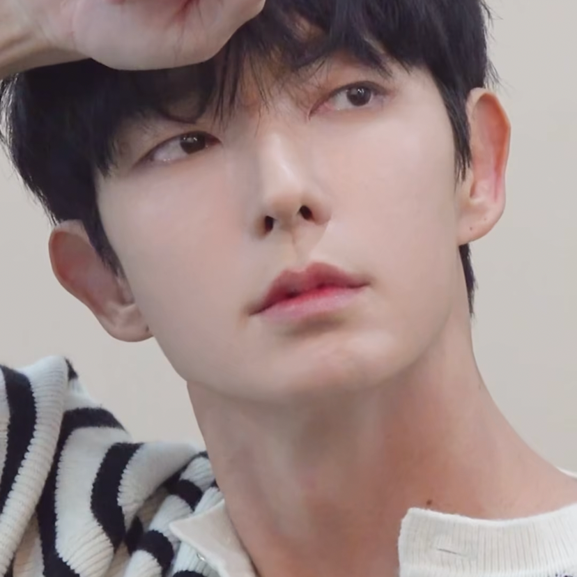 Recent activity shot of Lee Joongi